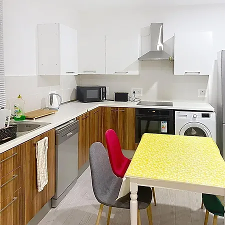 3br 3ba Bugibba & Ac & 3 Balconies & Wi-fi *