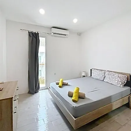 3br 3ba Bugibba & Ac & 3 Balconies & Wi-fi *