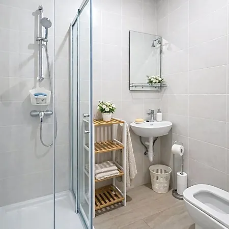 3br 3ba Bugibba & Ac & 3 Balconies & Wi-fi セント・ポールズ・ベイ