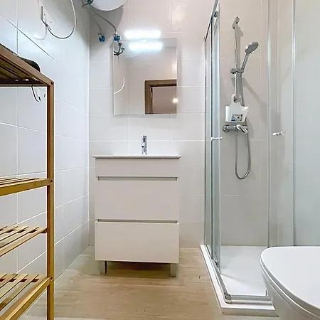 3br 3ba Bugibba & Ac & 3 Balconies & Wi-fi *